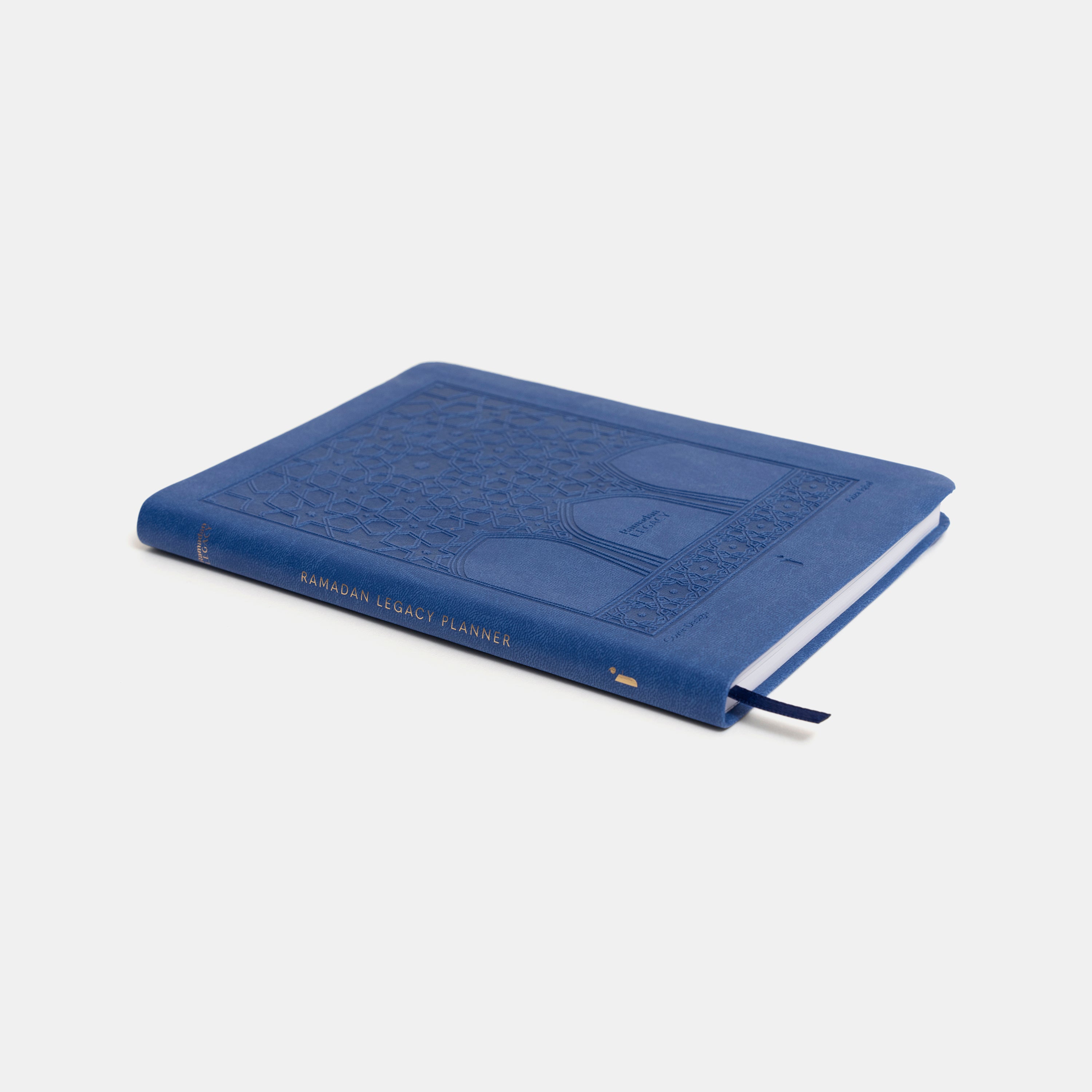 Night Edition Planner By Towards Faith. Step away from the noisy digital world and dive deep into your spirituality this Ramadan without distractions. It’s time to reflect and build a life that truly matters to you. The Ramadan Legacy planner gives you a roadmap to reflect, plan and succeed in your religious goals through the blessed month. Includes a combination worship guide, reflective exercises, Ramadan goal planning and a daily planner.