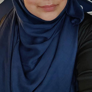 Soft Cotton Silk Hijab - Luxurious and Comfortable Blend, Available in 8 Colors