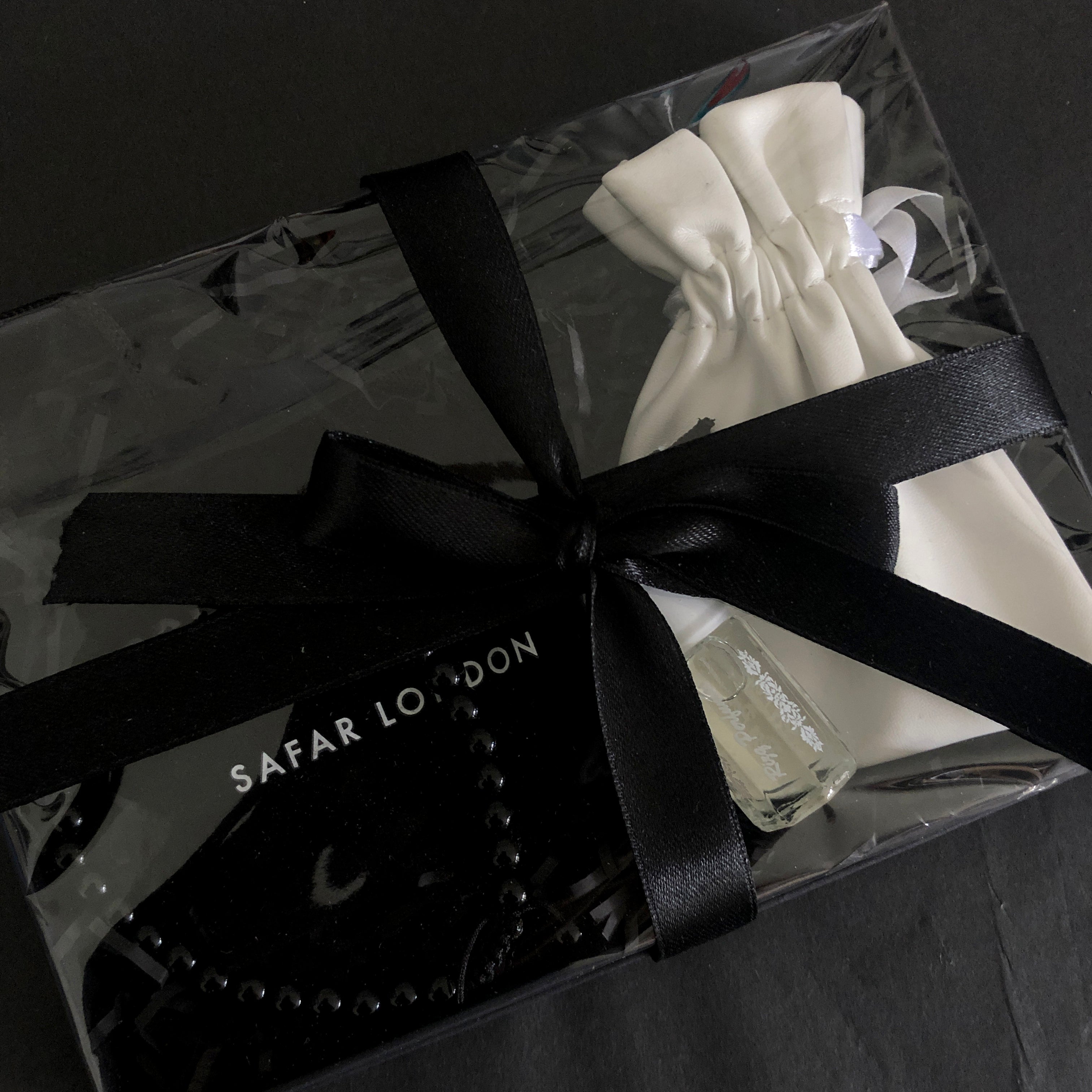 Tasbih and Oud gift set